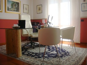 Molto spesso chi è vittima di un incidente stradale, a maggior ragione se dallo stesso siano derivate lesioni personali, ha necessità di un assistenza tecnica che lo indirizzi verso un GIUSTO RISARCIMENTO...